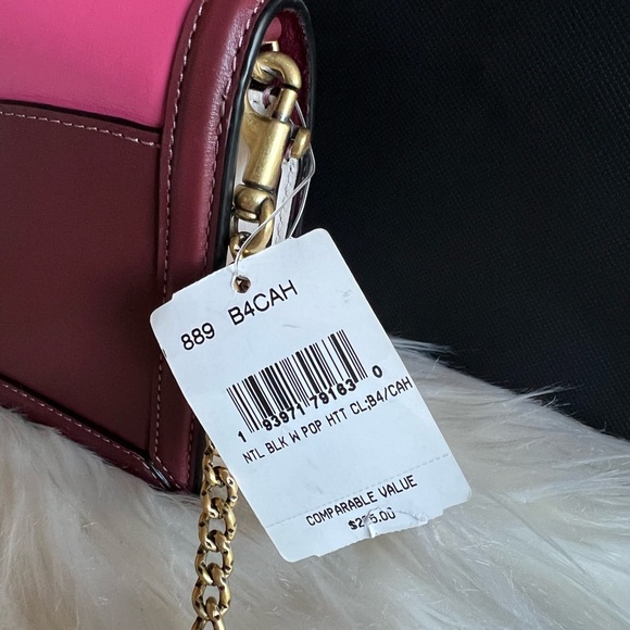 889 - Coach Hutton Clutch in Colorblock - Picture 12 of 14